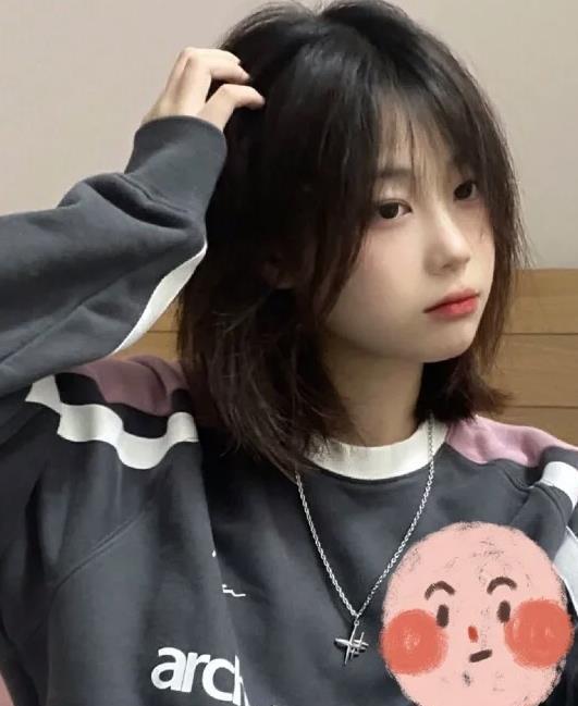 明星网红剪超短发吗,明星网红纷纷剪超短发，展现时尚新风采