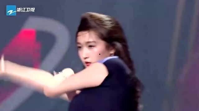 呱呱舞明星网红是谁,揭秘当红网红明星背后的传奇故事