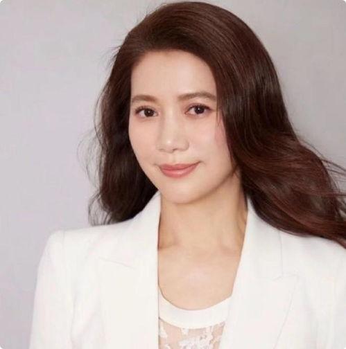 美女明星网红集聚地,揭秘美女明星网红集聚地的魅力风采”