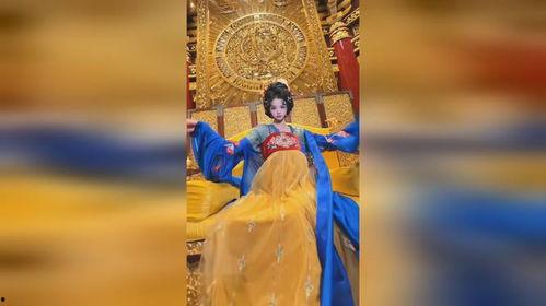 今日无事勾栏听曲吃瓜