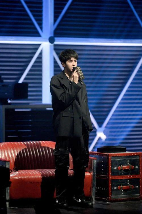 瓜哥今日出场穿搭,潮流与舒适的完美融合