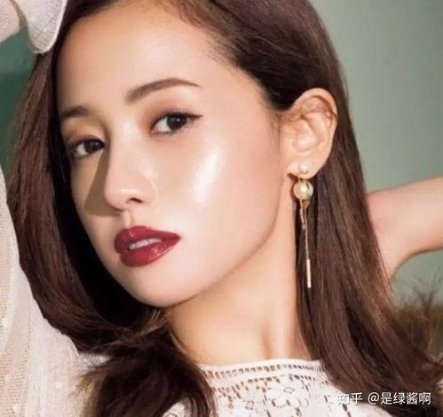 大众脸的女明星网红,揭秘大众脸女明星的独特魅力