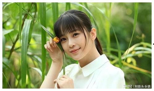 转脸明星网红有哪些名字,揭秘那些令人惊艳的蜕变之路