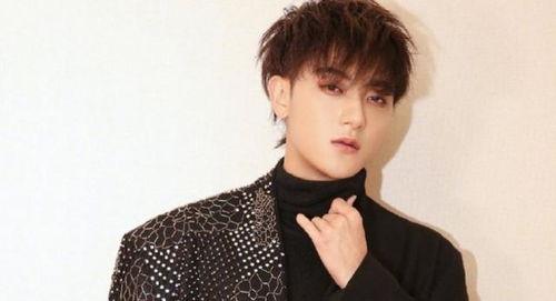 明星网红为什么捐款戒指,戒指背后的爱心传递