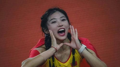 明星网红熊沙发图片,萌态可掬，吸粉无数