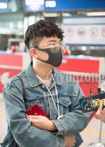 明星网红保镖推人是谁,真相揭秘与各方反应