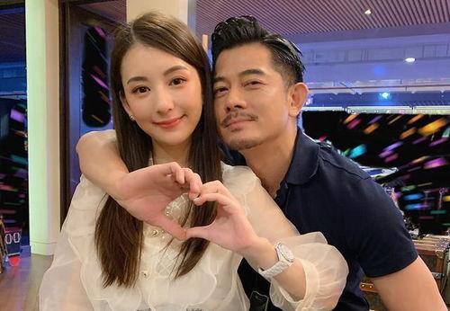 增加明星网红话题的软件,揭秘热门话题生成软件新趋势