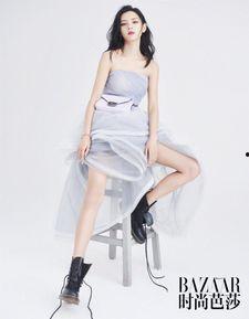 明星网红鹅头马丁靴,明星同款，时尚潮流新宠