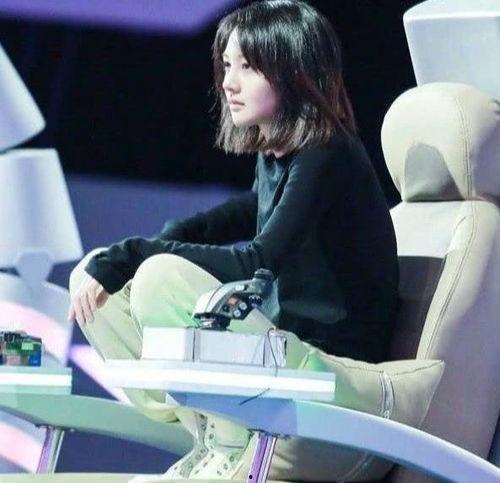 明星网红凳子叫什么来着,揭秘“XX”的独特魅力与流行之谜