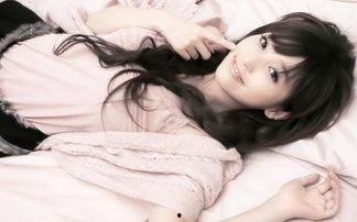 明星网红跳床图片大全,轻盈舞动，魅力四溢