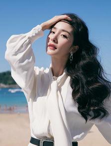 明星网红斜坡卷腹照片,明星健身新潮流揭秘